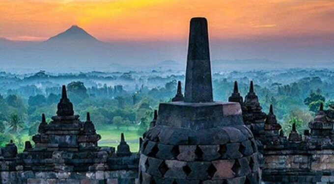 Ganjar Siapkan Penataan Pasar-Pasar Tradisional Dukung Pariwisata Candi Borobudur