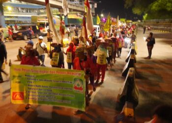 Ingin Laporkan Lahan Tani Mereka Digusur Paksa,  Ratusan Petani Jalan Kaki Dari Medan Ke Istana Negara