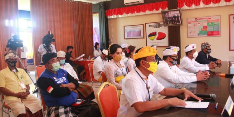 Panji-Budi Daftar Ke KPU, Siap Wujudkan Perbaikan Kabupaten Tabanan