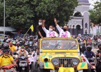 Petugas Parking Attendant Angkasa Pura Supports Tagih Belasan Juta Biaya Parkir Kendaraan Rombongan Balon Walikota Ternate