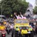 Petugas Parking Attendant Angkasa Pura Supports Tagih Belasan Juta Biaya Parkir Kendaraan Rombongan Balon Walikota Ternate