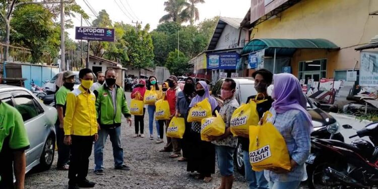 DPC SBSI 1992 Kota Tangerang Terima Bantuan Sembako Ikatan Isteri Partai Golkar Peduli