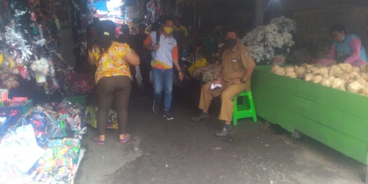 Dinas Pasar Bersama Satpol PP Jaga Ketat Pusat Perbelanjaan di Tanah Karo