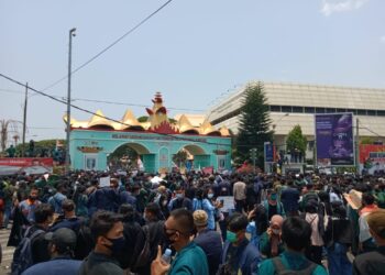 Mahasiswa dan Aliansi Gabungan Ormas di Lampung Tolak UU Omnibus Law