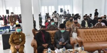 Bupati Buka Lomba Debat Bahasa Arab, Inggris dan Kaligrafi Tingkat Dayah Se-Kabupaten Bener Meriah
