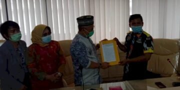 DPRD Beri Surat Pengantar GMBI Tolak Omnibus Law Ke DPR RI