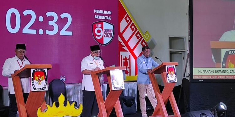 Debat Pilkada, Nanang-Pandu Nomor Satu Klaim Telah Naikkan Gaji Honorer Dan THL di Lamsel