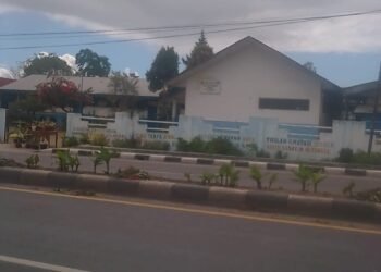 Padahal Dilarang, Kasek SD Tetap Jual Pakaian Seragam Ke Siswa Baru