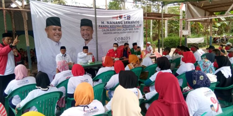 H Nanang Ermanto Kampanye di Kecamatan Sidomulyo, Warga Minta Perbaikan Jalan Dan Tanggul Sungai