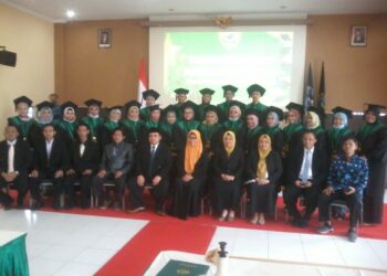 Dekan Fakultas Syari’ah IAIN Salatiga Gelar Pelepasan 50 Wisudawan/ti Ke XII
