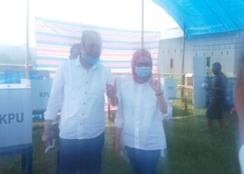 Calon Wakil Bupati Ado Mas’ud Mencoblos di Tempat Kelahirannya TPS 6 Salubiru Kalukku