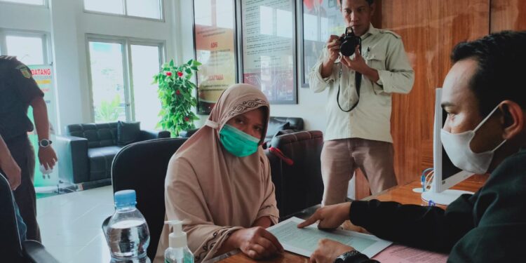 Lagi, Kejati Sulbar Berhasil Tangkap DPO Koruptor Di Polman