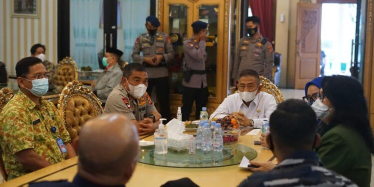 Pasca Pencoblosan Forkopimda Gelar Konferensi Pers, Ini Penekanan Kapolda Sulbar