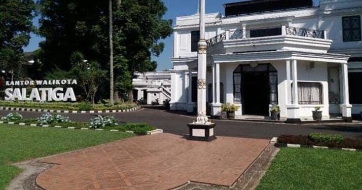 Kesbangpol Kota Salatiga Terbitkan Buku Profile Partai Politik