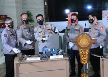 Polri Ungkap Bungker Persembunyian Teroris Upik Lawanga