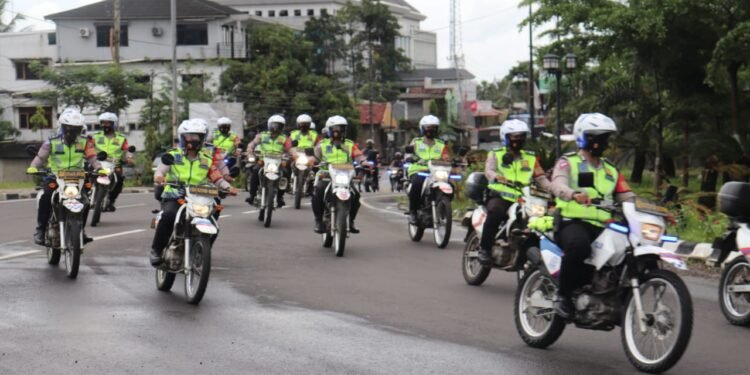Jamin Nataru Aman, Polda Banten Bersama TNI Gelar Patroli Skala Besar