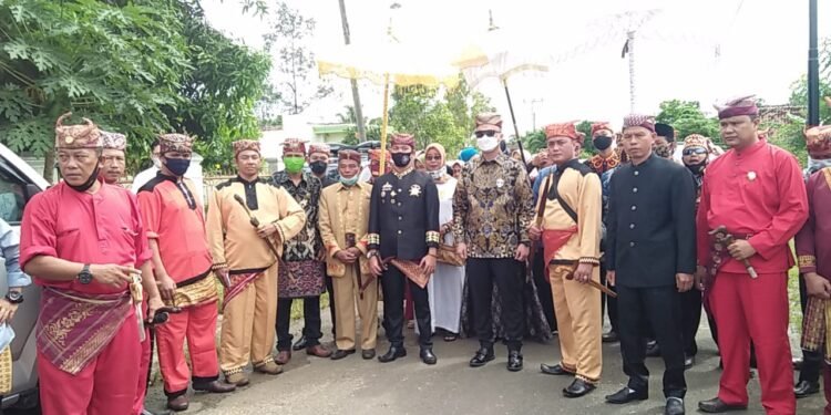 Pangeran Muda Naga Bringsang V Marga Dantaran Anjau Silau Berkunjung Ke Benteng Cempaka