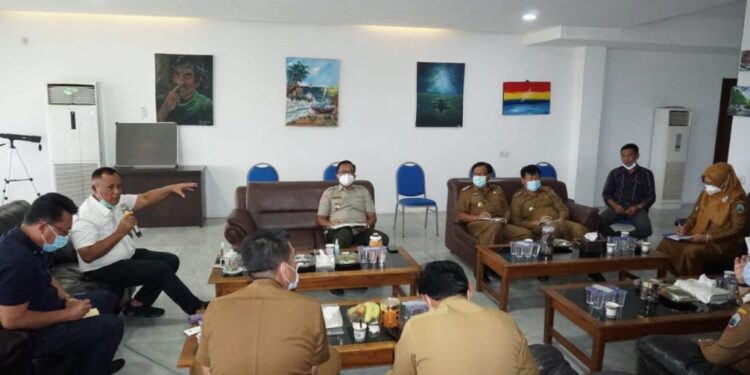 Bupati Lamsel Siap Jadi Orang Pertama Disuntik Vaksin Covid-19