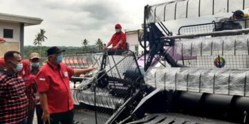 Gapoktan Terima Bantuan Alsintan Dari Pemerintah Pusat, Nanang Harap Ketahanan Pangan Di Lampung Selatan Semakin Kuat