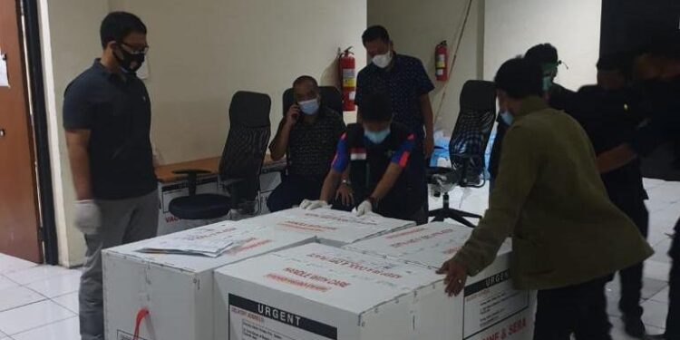 Vaksin Sinovac Tiba di Banten, Polda Banten Kawal dan Jaga ketat Penyimpanannya