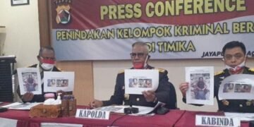 Kehabisan Bahan Makanan, KKB Kali Kopi Kepergok Heli PT Freeport