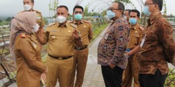 Bupati Nanang Ermanto Kenalkan Kebun Wisata Edukasi Kepada Para Pejabat Pemprov Lampung