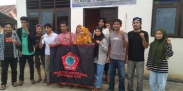 Himpunan Pelajar Mahasiswa Botang Lomang Beri Bantuan Korban Banjir Halut