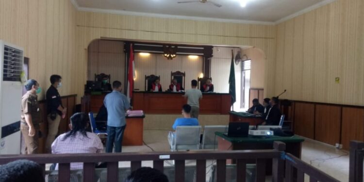 Kasus Dugaan Kriminalisasi Buruh Digelar PN Gunungsitoli. Pelapor Akui Tahan Uang Terdakwa Rp 8 Juta