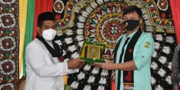 Wamen ATR/BPN RI Secara Simbolis Serahkan Sertifikat Tanah Di Kabupaten Bener Meriah