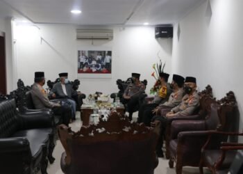 Sowan Kepada Ketua MUI Sulsel, Kapolri Sebut Dukungan Ulama Sangat Penting Untuk Menjaga Kamtibmas