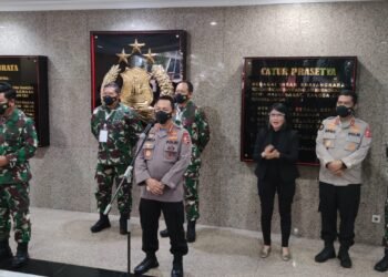 Rapim TNI-Polri 2021 Solidkan Barisan Kawal Vaksinasi Hingga Pulihkan Ekonomi Nasional