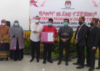KPU Tetapkan Nanang-Pandu Sebagai Bupati dan Wakil Bupati Lampung Selatan Terpilih