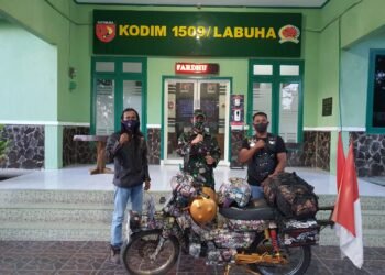 Single Fighter Indonesia Kunjungi Kodim 1509/Labuha. Dandim Berikan Penghargaan