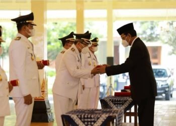 Gubenur DIY Resmi Melantik Tiga Pasangan Kepala Daerah Hasil Pilkada 2020