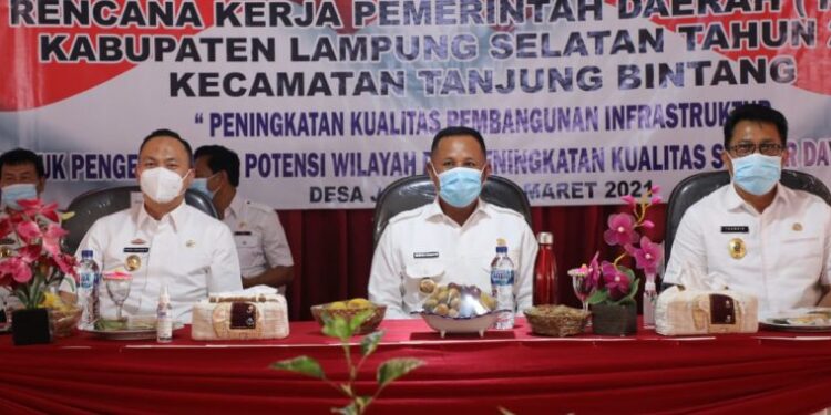 Bupati: Pemotongan Tunjangan Aparat Desa di Lamsel Karena Refocusing Anggaran Sekitar Rp 120 Miliar Untuk Penanganan Covid-19