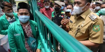 Temui Demonstran di Balai Kota, Ini Pesan Wakil Wali Kota Medan