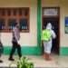 Sat Brimob Polda Aceh Peduli, Adakan Penyemprotan Disinfektan di SMKN 4 Bener Meriah
