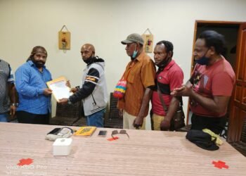 Suku Lemasa dan Lemasko Serahkan Kuasa Pengurusan Besi Scrab Eks Freeport Kepada Ketua LMA Papua