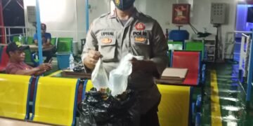 KP3 Pelabuhan Babang Amankan Miras Tak Bertuan dari KMP Lompa