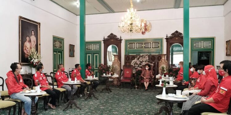 Pengurus DPW PSI DIY Audensi Dengan GKR Ratu Hemas di Kraton Yogyakarta