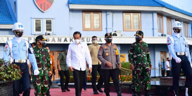 Bertolak ke Maluku Utara, Presiden Akan Resmikan Terminal Bandara Kuabang dan Tinjau Vaksinasi Massal
