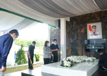 Walikota Manado Namai Jalan Ringroad Dua Transmart Kaiwatu Bengkol Jadi Jalan Dr Sinyo Harry Sarundajang