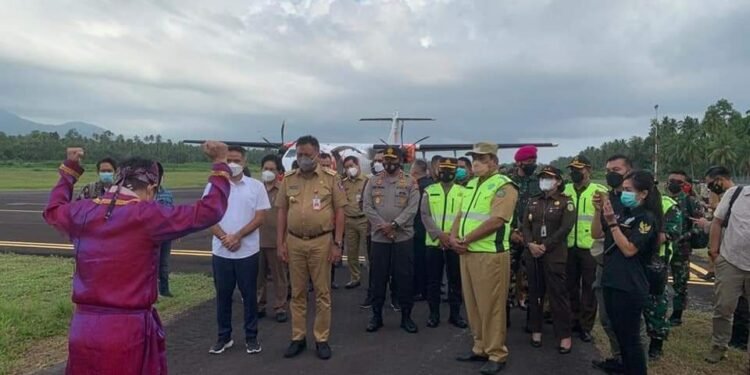 Gubernur Olly Dondokambey SE Galakkan Pembangunan di Kepulauan Sangihe
