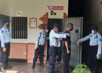 Operasi Gabungan Gelar Razia Lapas Kelas II B Cebongan Kabupaten Sleman