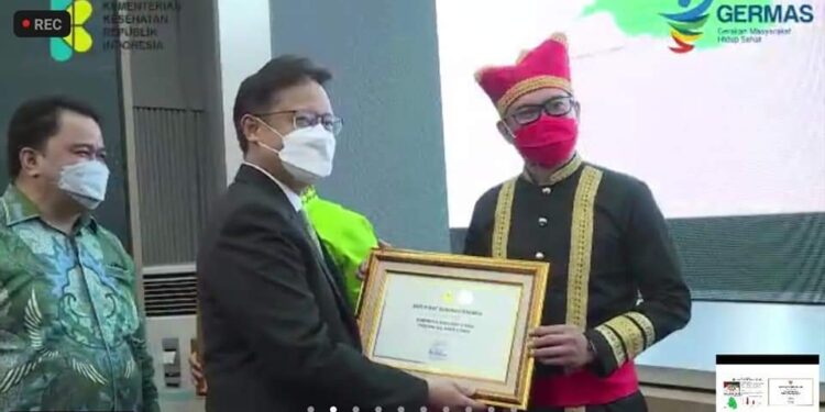 Minahasa Utara Terima Penghargaan Menteri Kesehatan RI