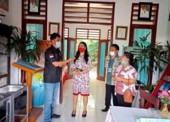 Kadis Pendidikan Monitor Langsung Pelaksanaan Ujian Akhir Sekolah SD dan SMP di Kabupaten Minahasa Utara