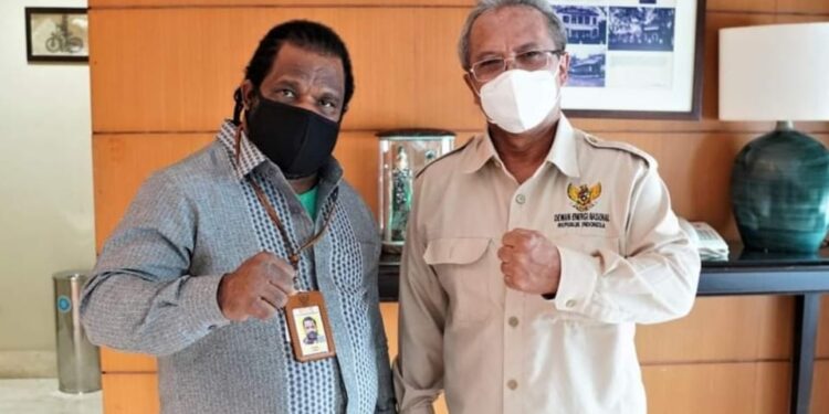 Anggota DEN Agus Puji Prasetyono Temui Tenaga Ahli Utama KSP Lenis Kogoya
