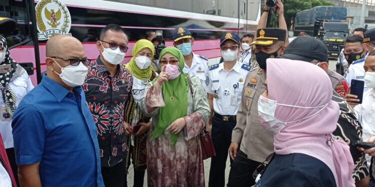 Wakil Ketua Komisi V DPR RI: Layanan dan Fasilitas Pelabuhan Merak Memuaskan, ASDP Diminta Terus Berinovasi