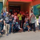 Pengurus dan anggota PK SBSI 1992 PT PCP saat mengadakan mogok kerja 