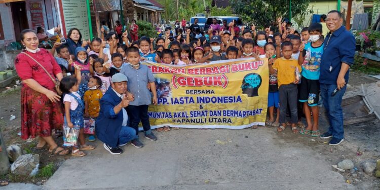 Komunitas Akal Sehat dan Bermartabat Tapanuli Utara Gelar Kegiatan “Gerakan Berbagi Buku” (GEBUK)